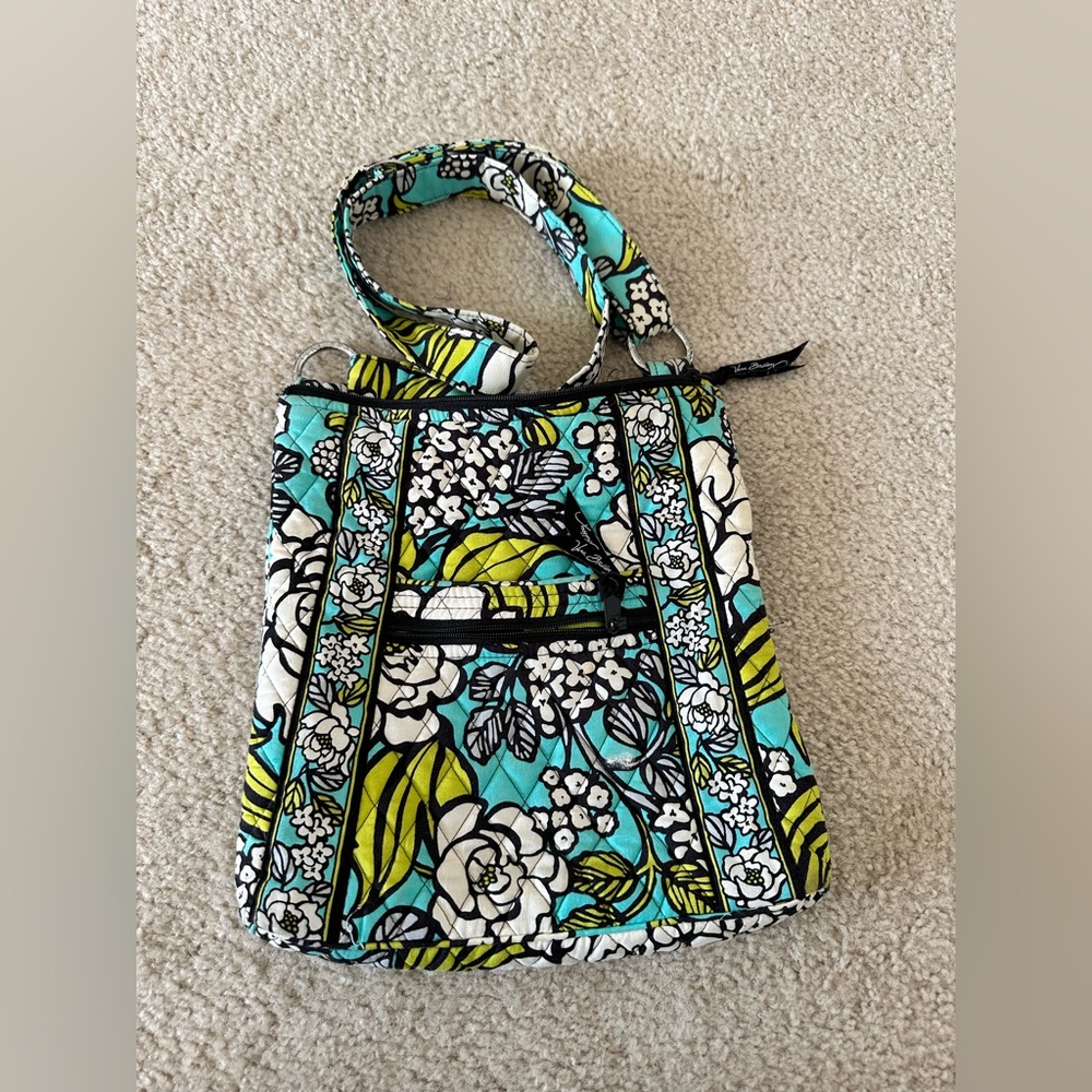 Vera Bradley Cross Body